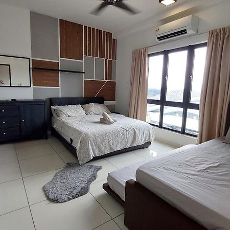 Adore Homestay@Emira Seksyen 13 Shah Alam, Msu, Stadium, Aeon Mall Eksteriør billede