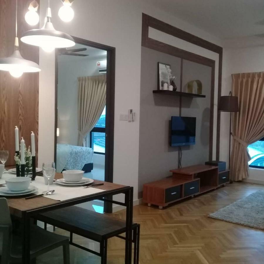 Adore Homestay@Emira Seksyen 13 Shah Alam, Msu, Stadium, Aeon Mall Eksteriør billede